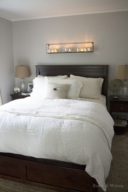 http://www.rusticandwoven.com/2015/09/02/pottery-barn-inspired-display-cube/